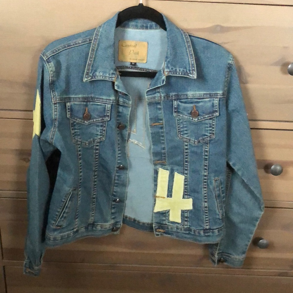 Jean jacket with corduroy patches sewn on